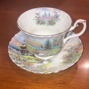 Royal Albert bone china teacup & saucer, Country scenes “Dovedale”
